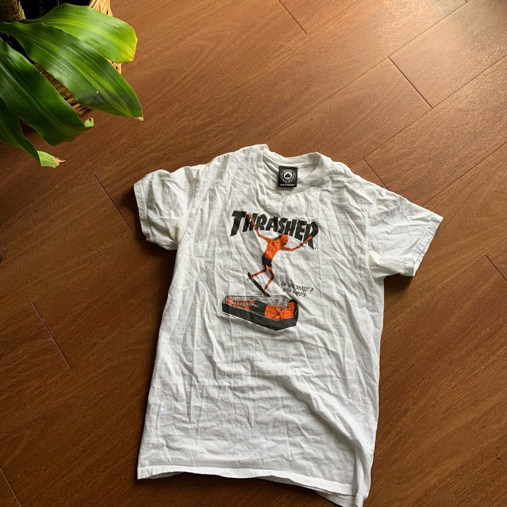 Trasher tee
